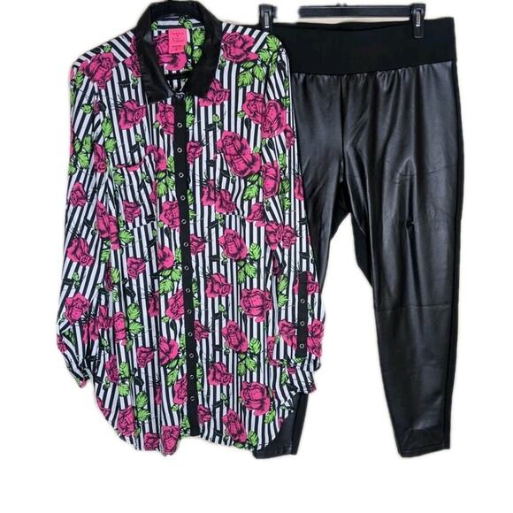 Torrid Betsey Johnson Georgette Floral Stripe Tunic + Black Leggings 3X OUTFIT - Picture 3 of 13